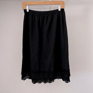 Elegant Black Lace Hem Skirt Cotton